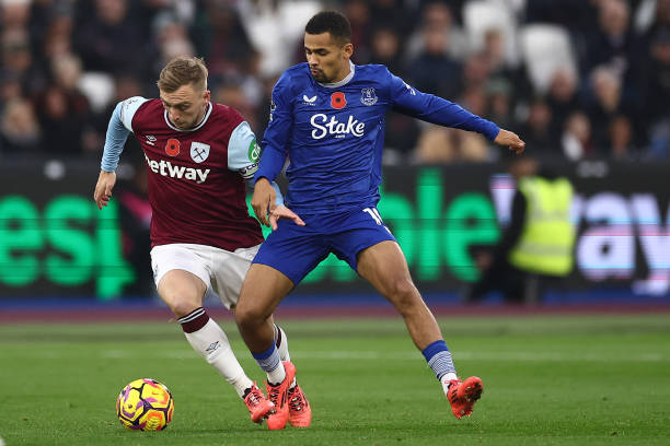 表现抢眼 表现抢眼