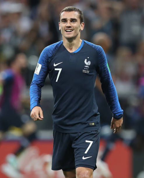 己的运动能 己的运动能